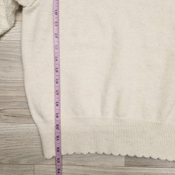 Skies Are Blue Womens Ivory Sweater Size XS Scalloped Pullover - Picture 8 of 9